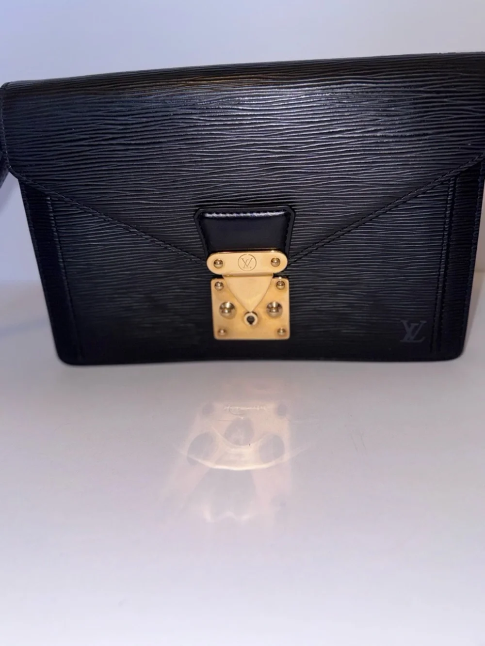 Louis Vuitton Black Epi Leather Envelope Clutch with Gold Lock - Picture 2 of 9